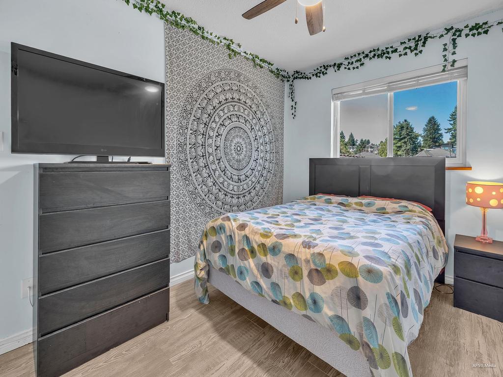 Listing Image for R3090149