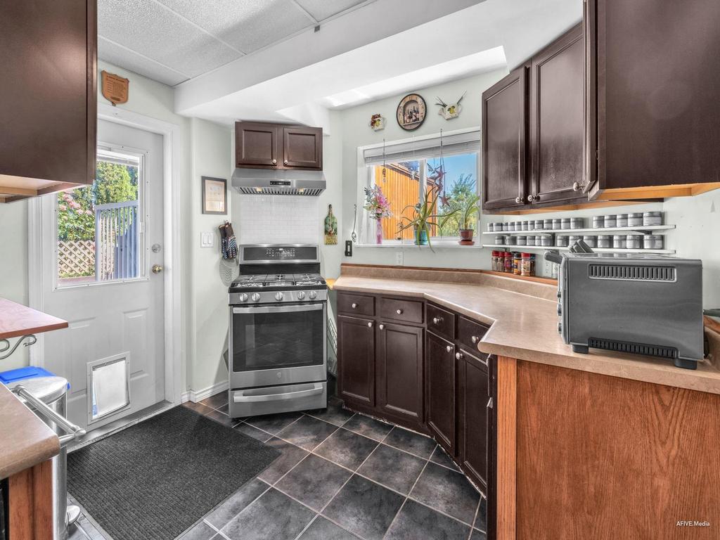 Listing Image for R3090149