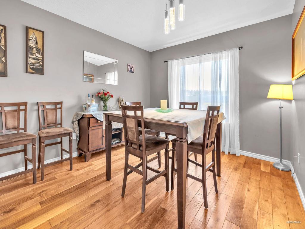 Listing Image for R3090149