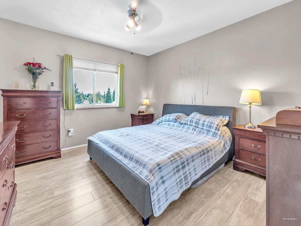 Listing Image for R3090149