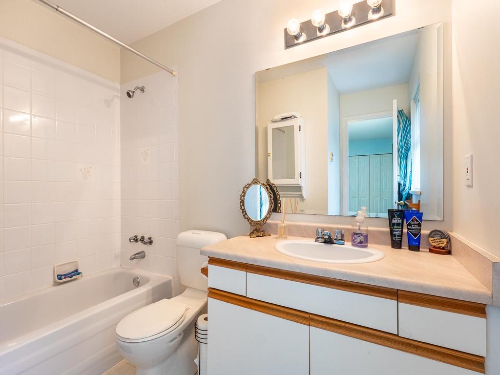 Listing Image for R3090154