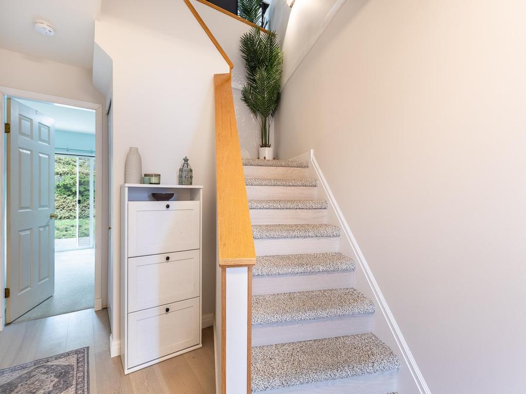 Listing Image for R3090154