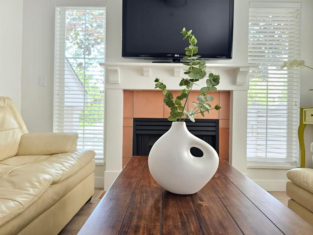 Listing Image for R3090167