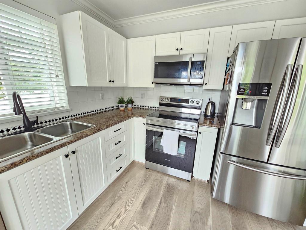 Listing Image for R3090167