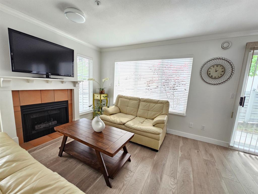 Listing Image for R3090167