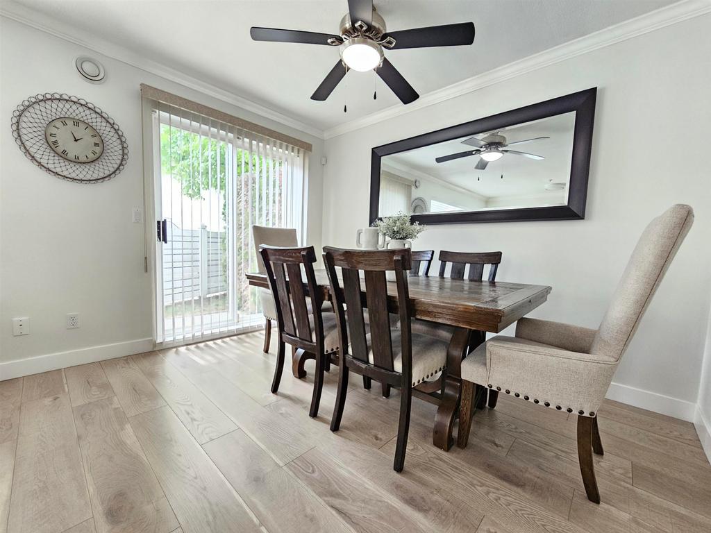 Listing Image for R3090167