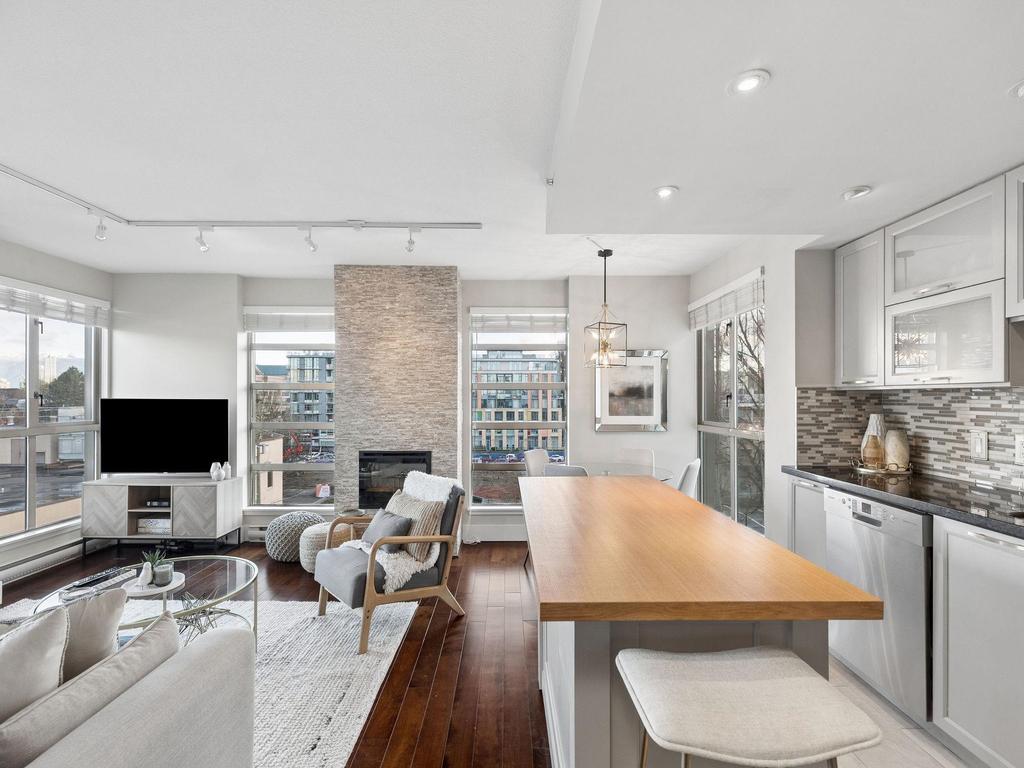 Listing Image for R3090183