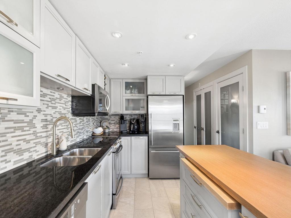 Listing Image for R3090183