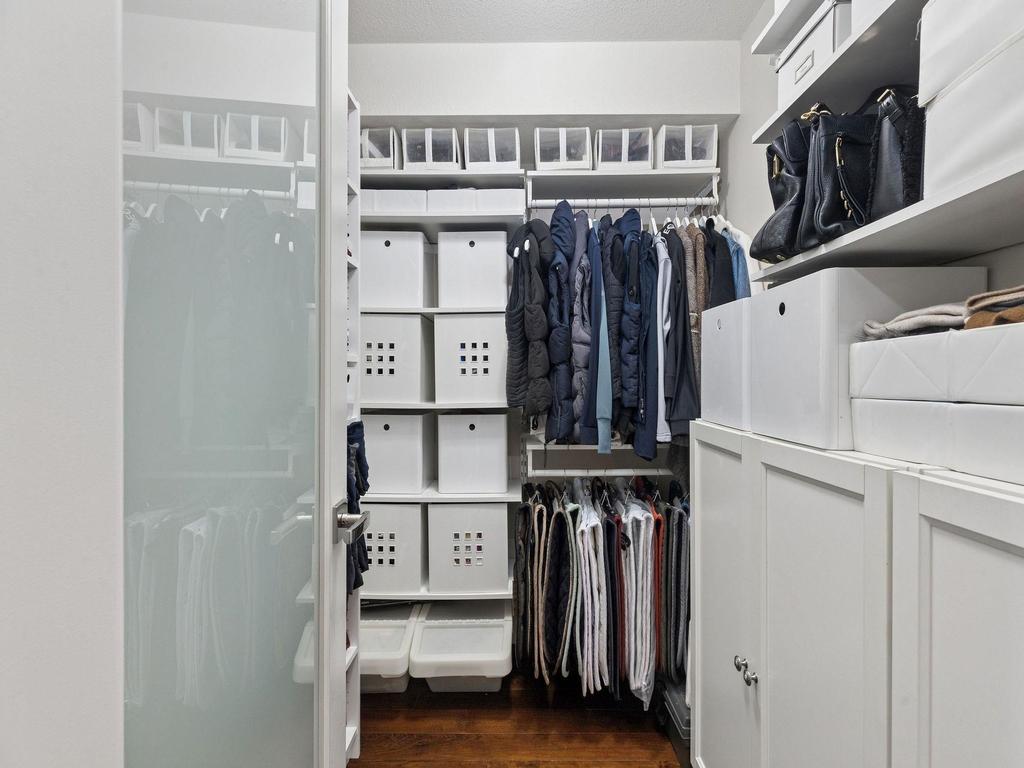 Listing Image for R3090183