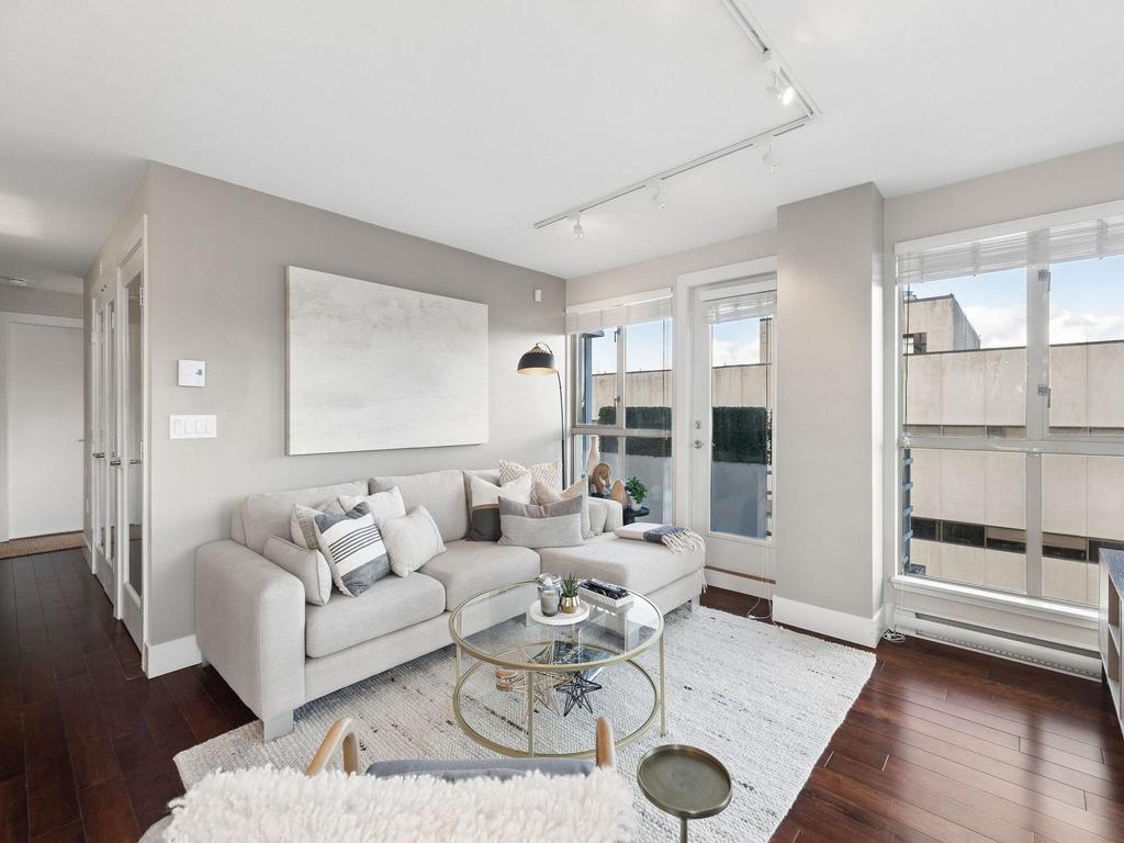 Listing Image for R3090183