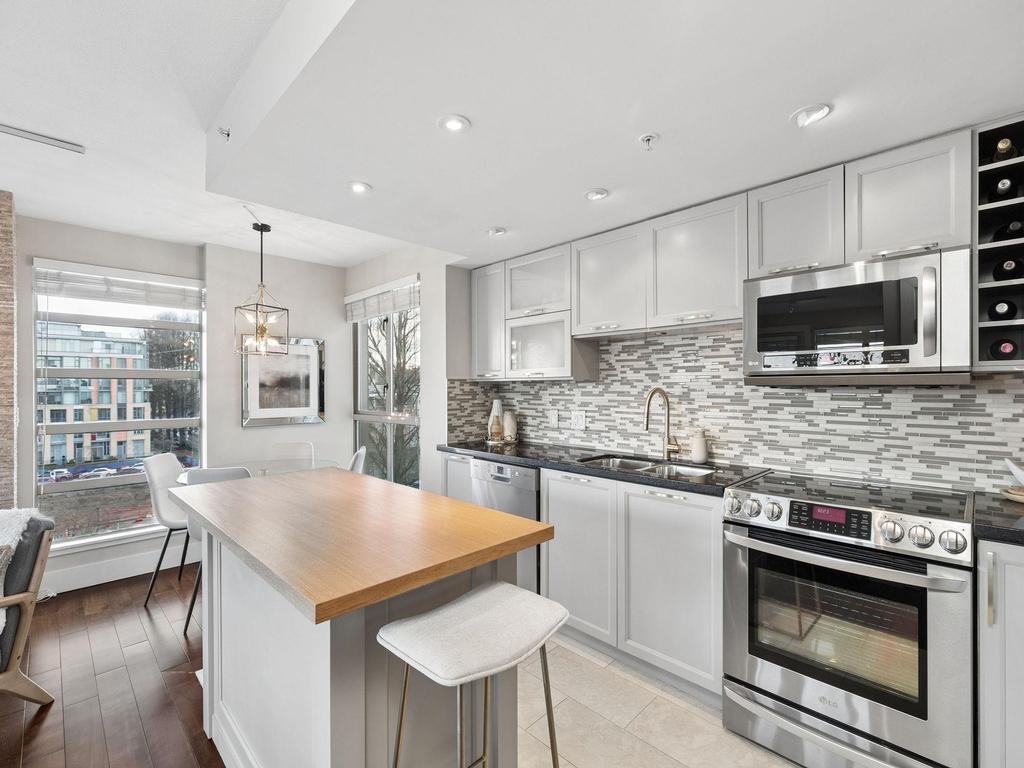 Listing Image for R3090183