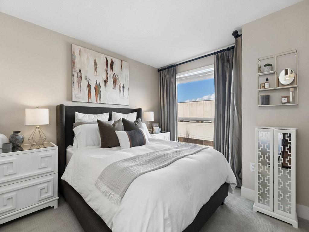 Listing Image for R3090183