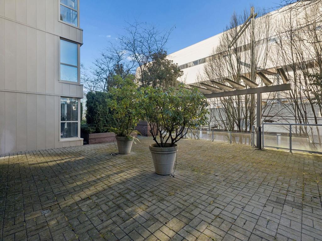 Listing Image for R3090183