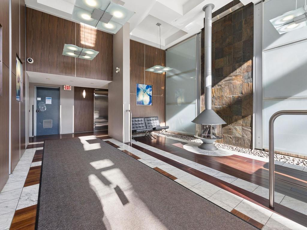 Listing Image for R3090183