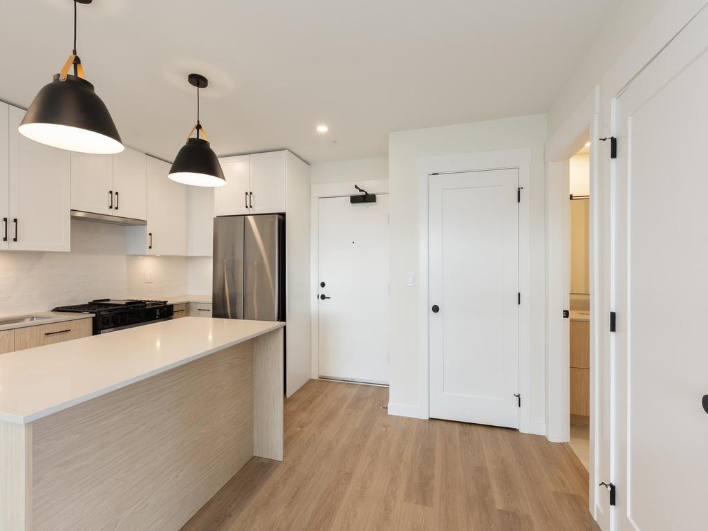 Listing Image for R3090185