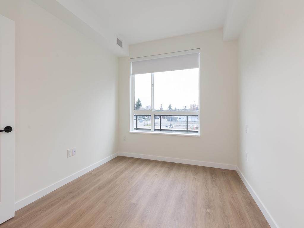 Listing Image for R3090185