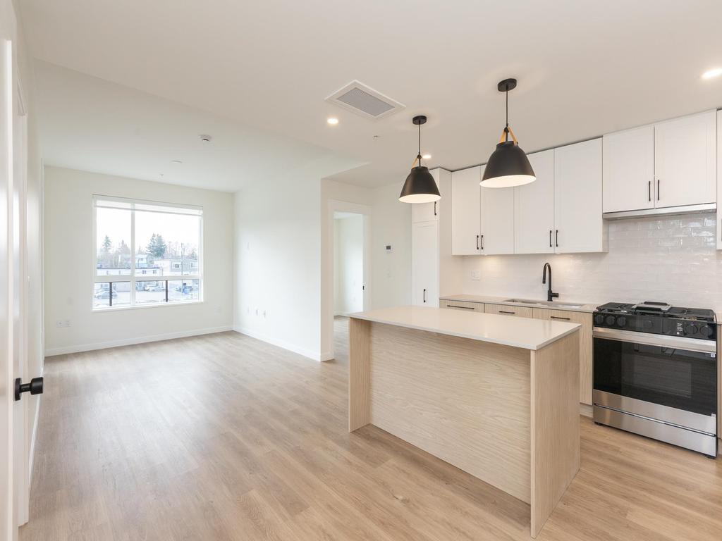 Listing Image for R3090185