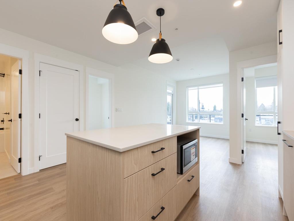 Listing Image for R3090185