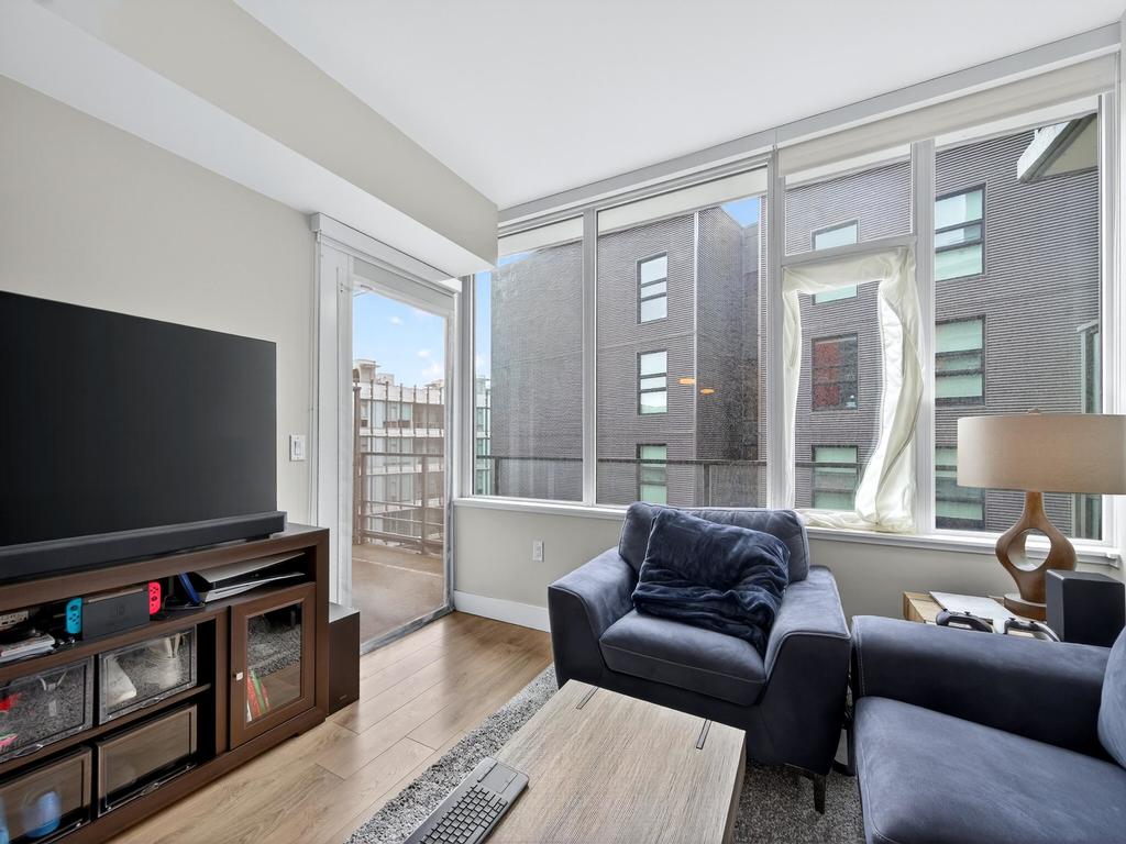 Listing Image for R3090189