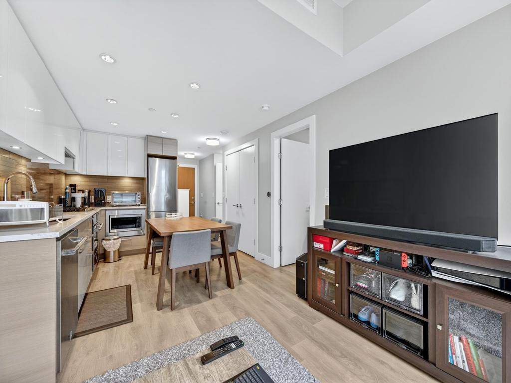 Listing Image for R3090189