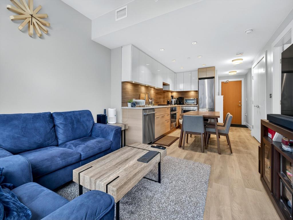 Listing Image for R3090189