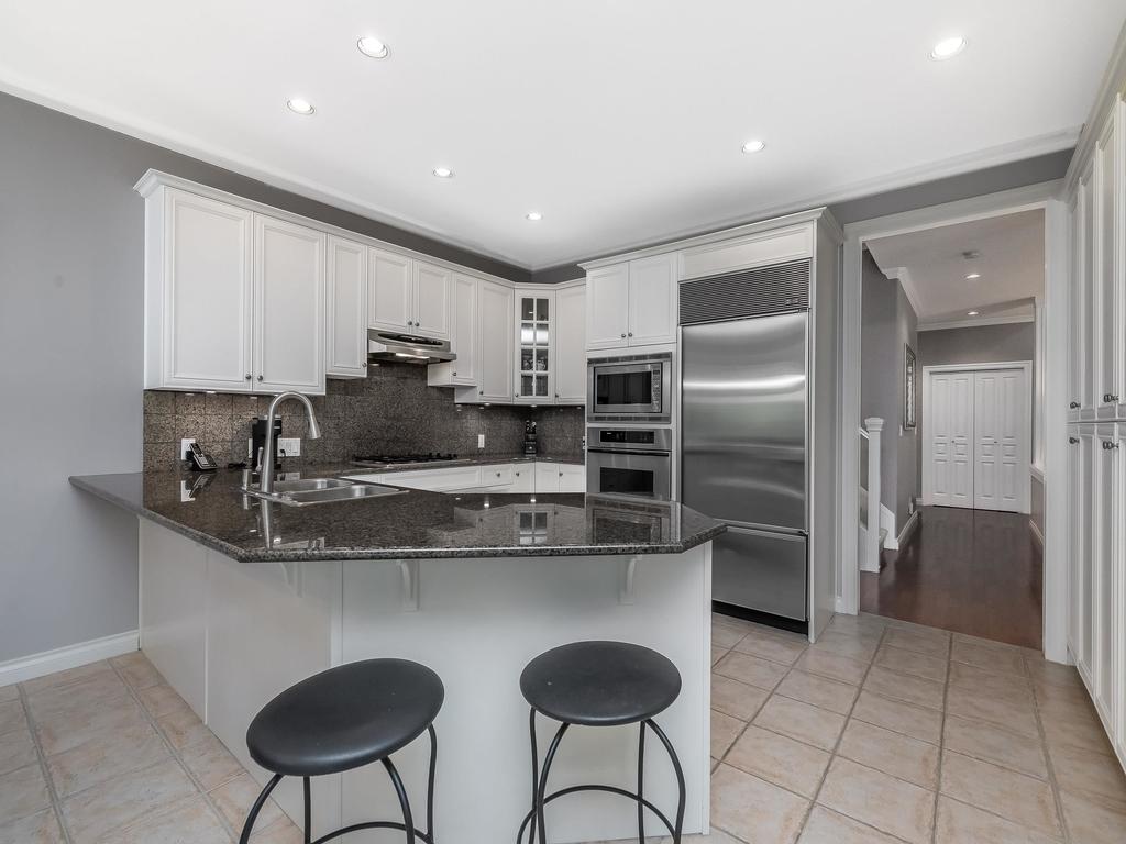 Listing Image for R3090196