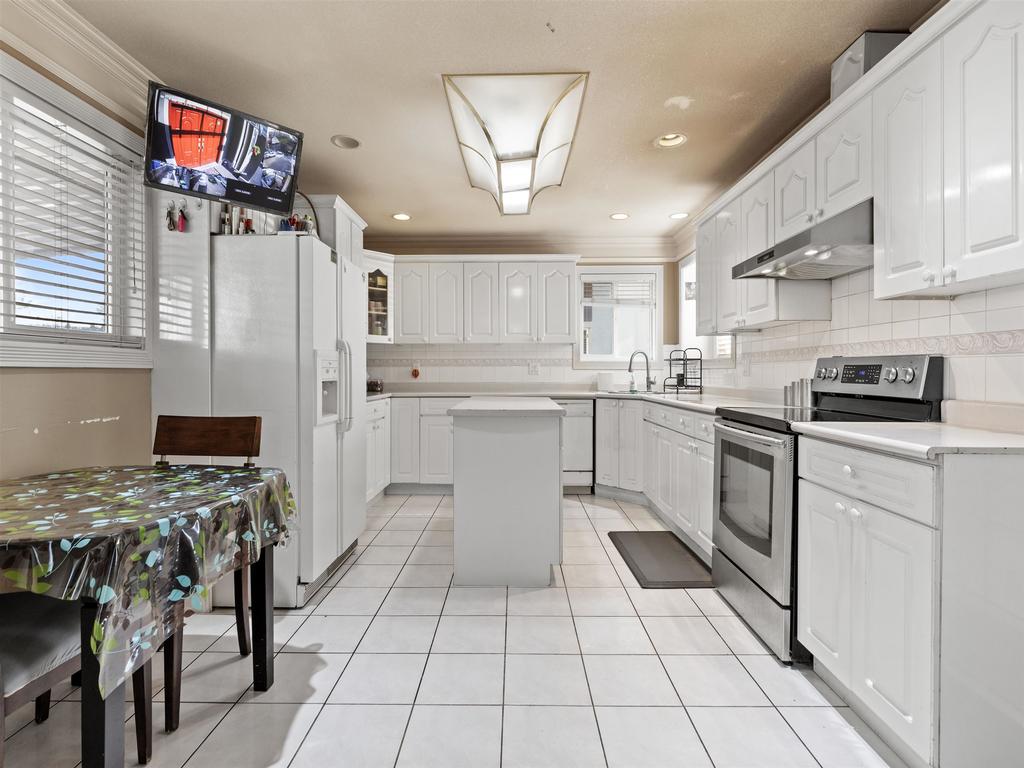 Listing Image for R3090200