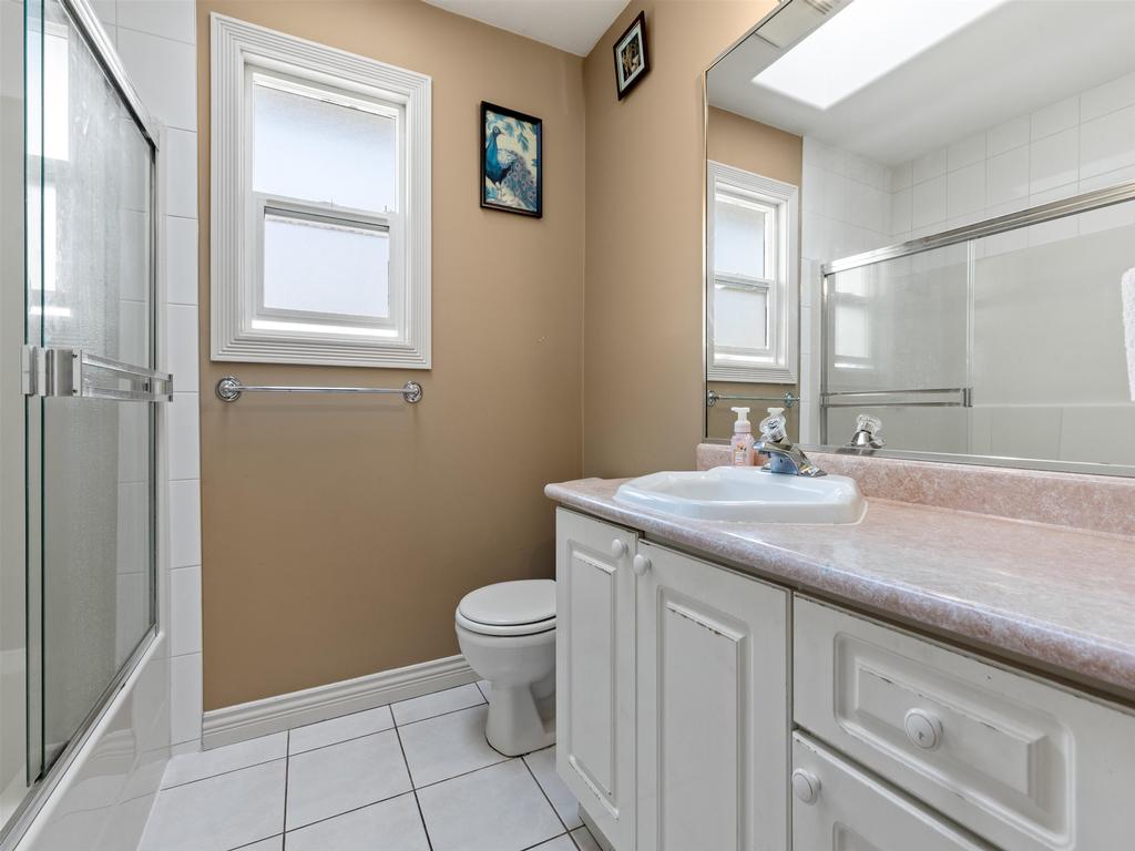 Listing Image for R3090200