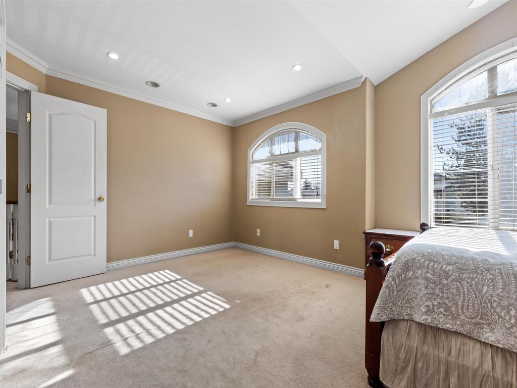 Listing Image for R3090200