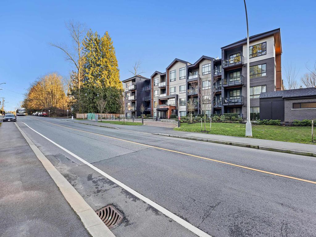 Listing Image for R3090203