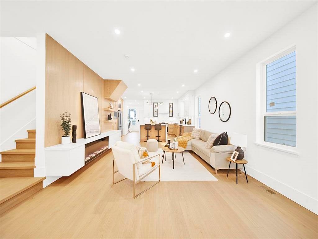 Listing Image for R3090205