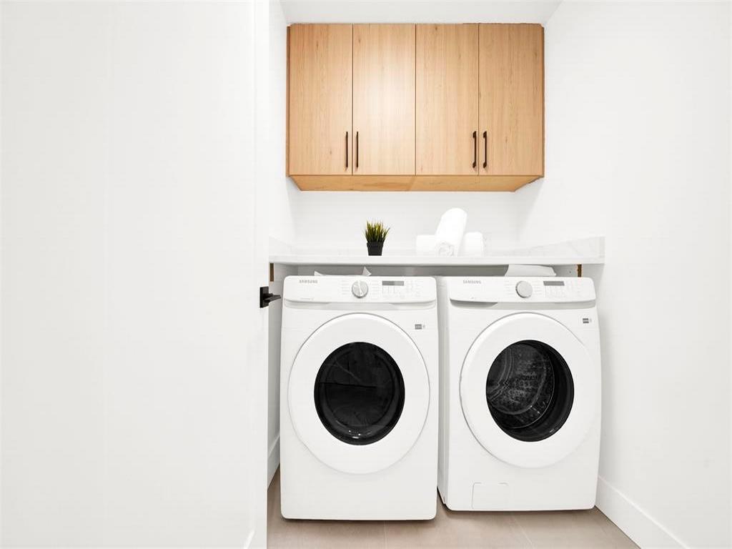 Listing Image for R3090205