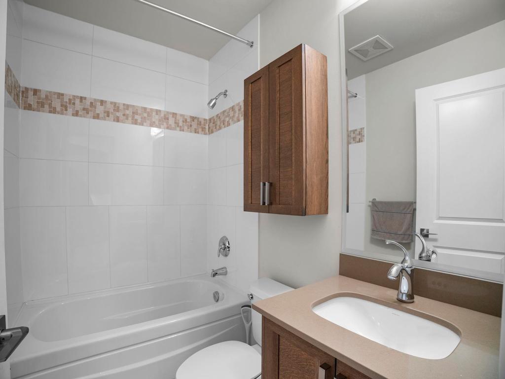 Listing Image for R3090207