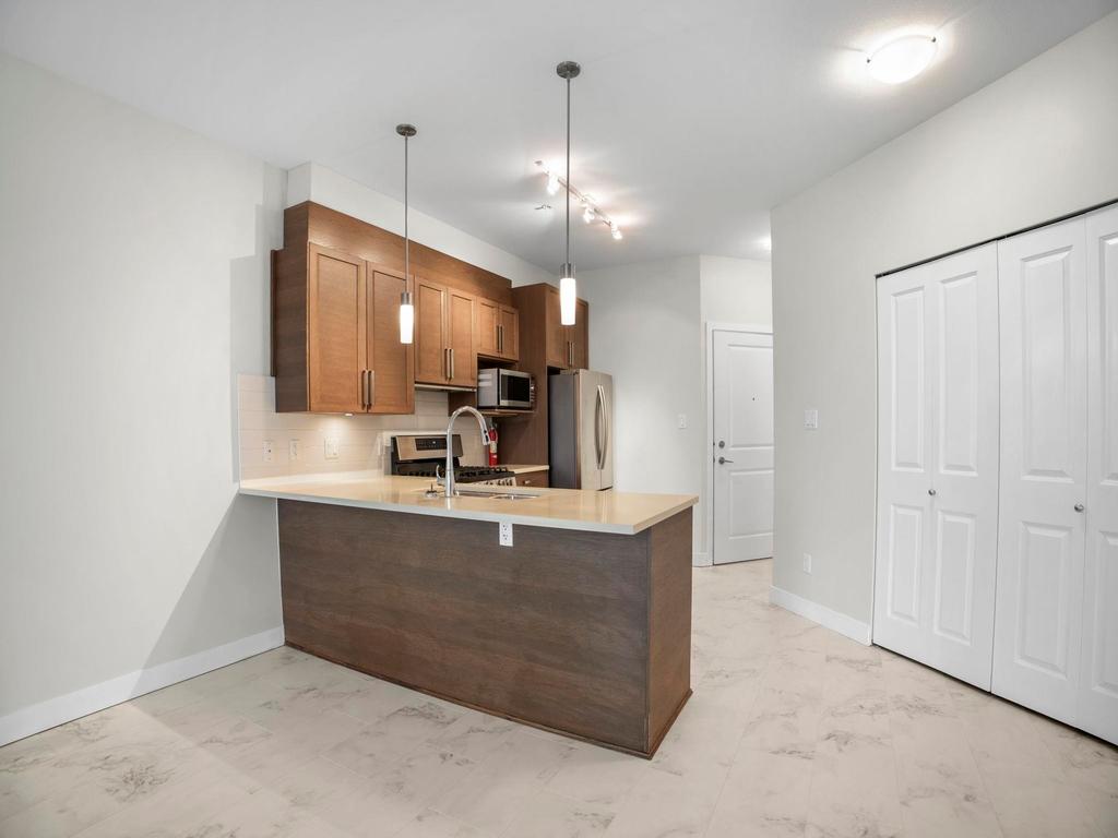 Listing Image for R3090207