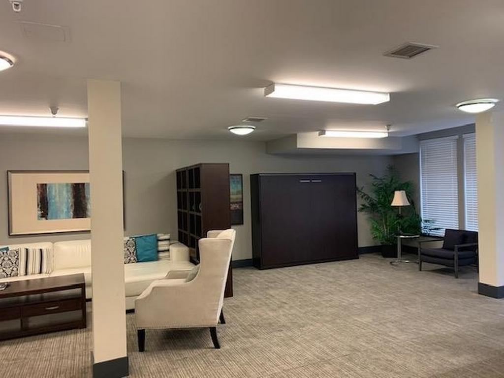 Listing Image for R3090207