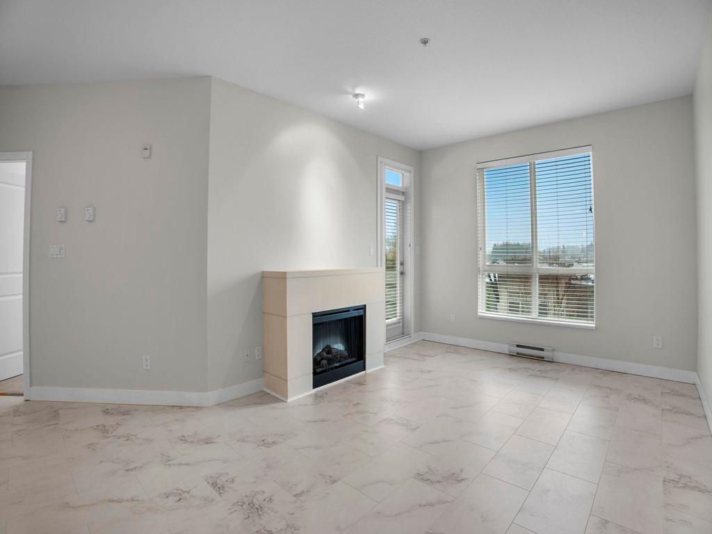 Listing Image for R3090207