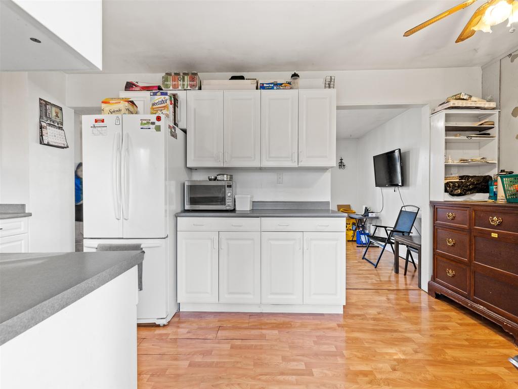 Listing Image for R3090208