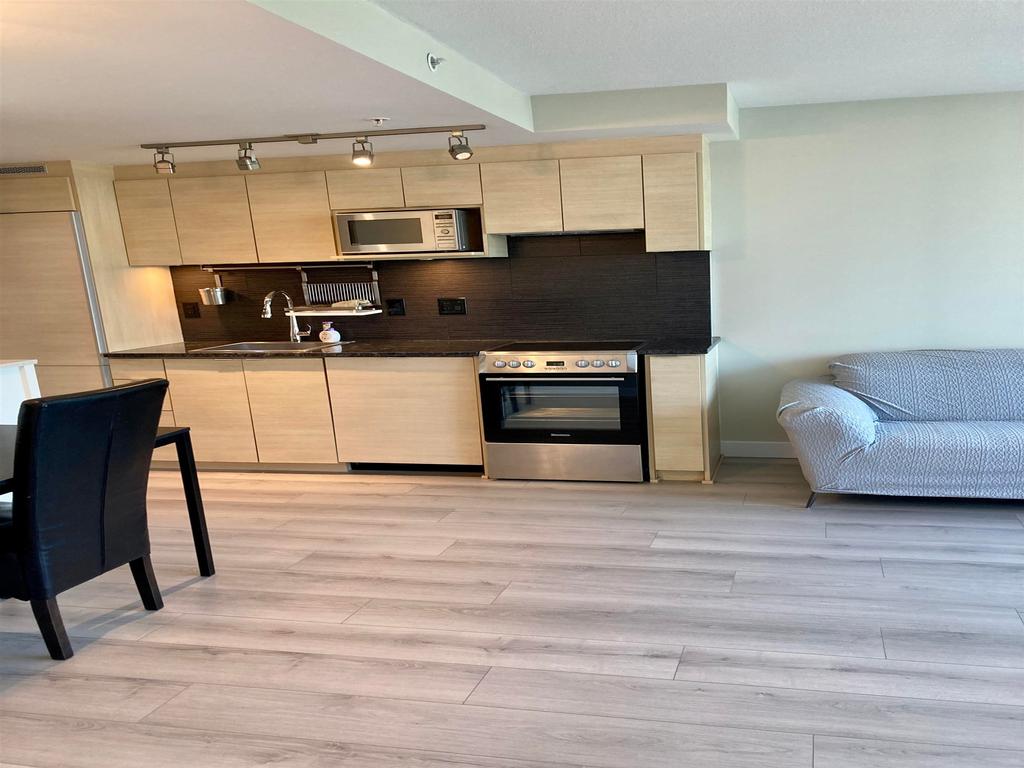 Listing Image for R3090210