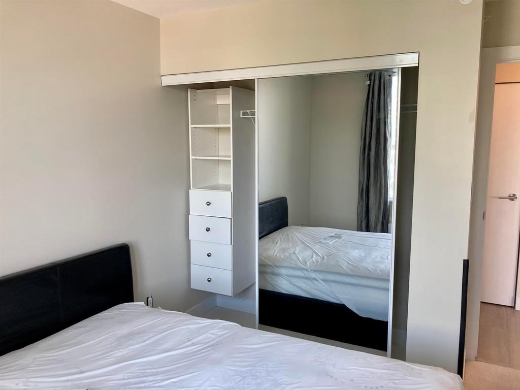 Listing Image for R3090210