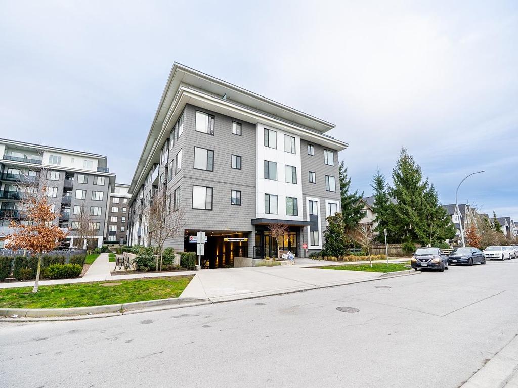 Listing Image for R3090213