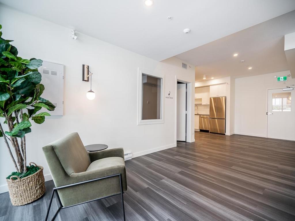 Listing Image for R3090213