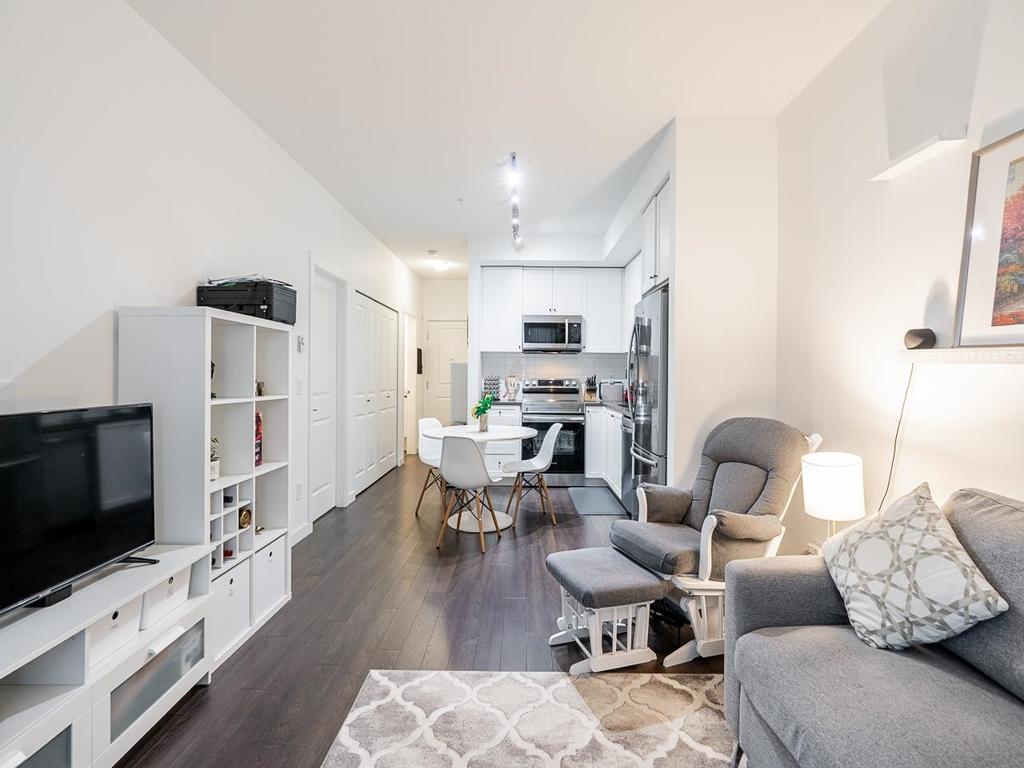 Listing Image for R3090213