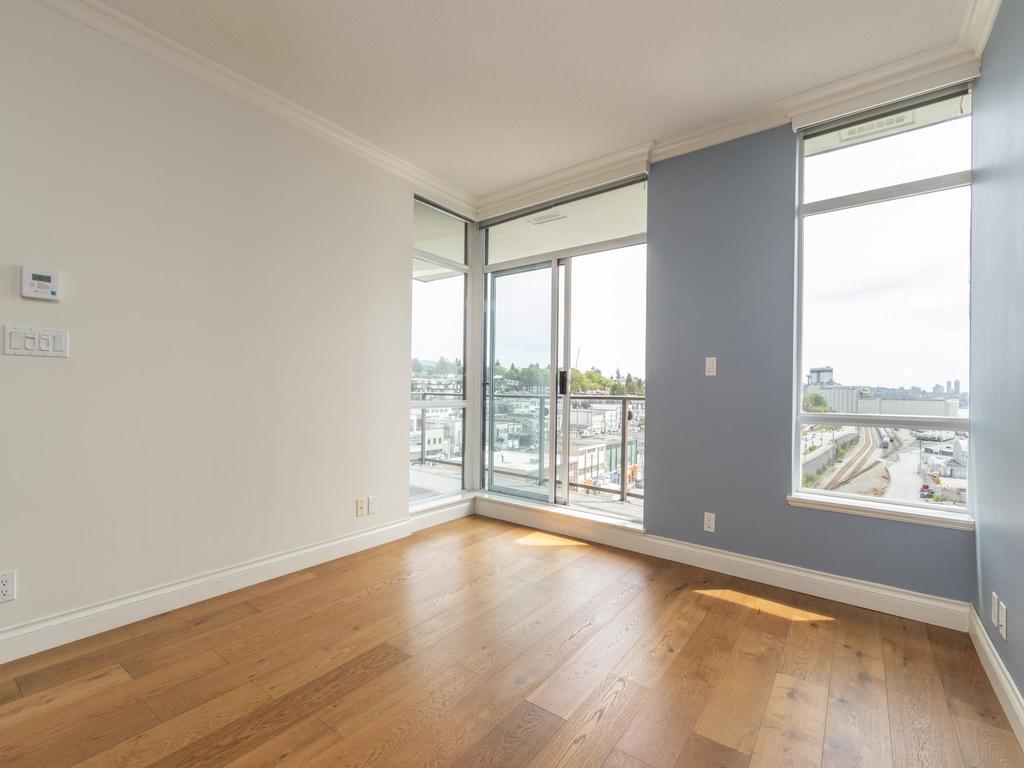 Listing Image for R3090218