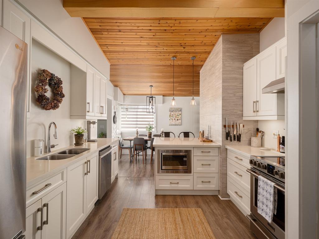 Listing Image for R3090225