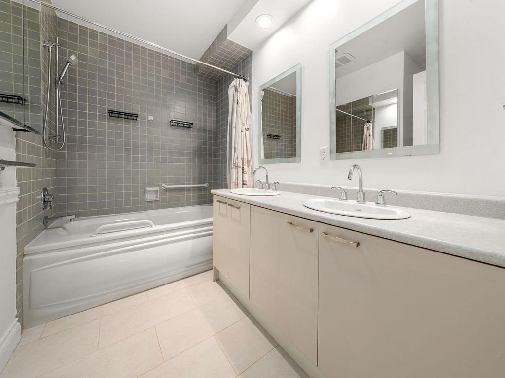 Listing Image for R3090231