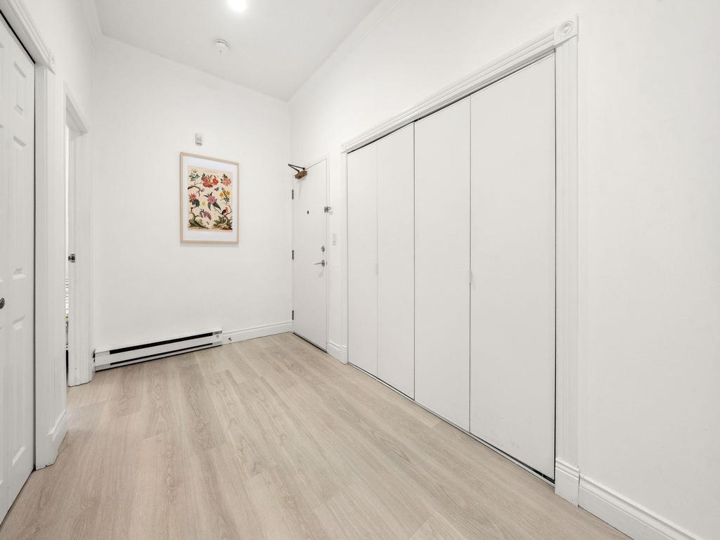 Listing Image for R3090231