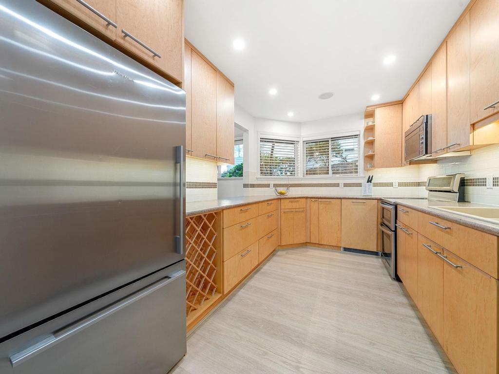 Listing Image for R3090231