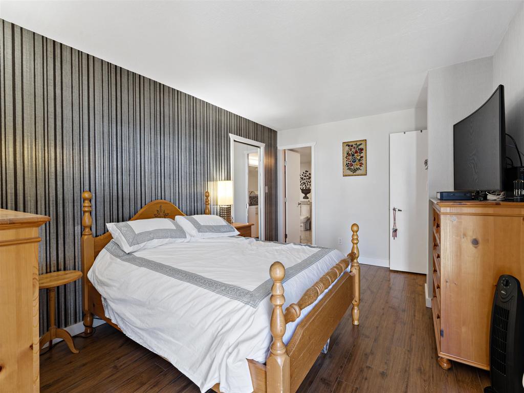 Listing Image for R3090235