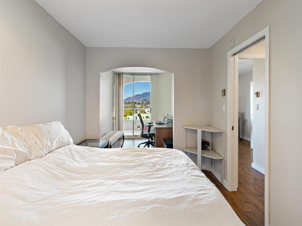 Listing Image for R3090235