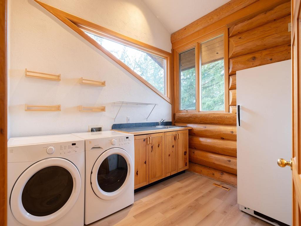 Listing Image for R3090238